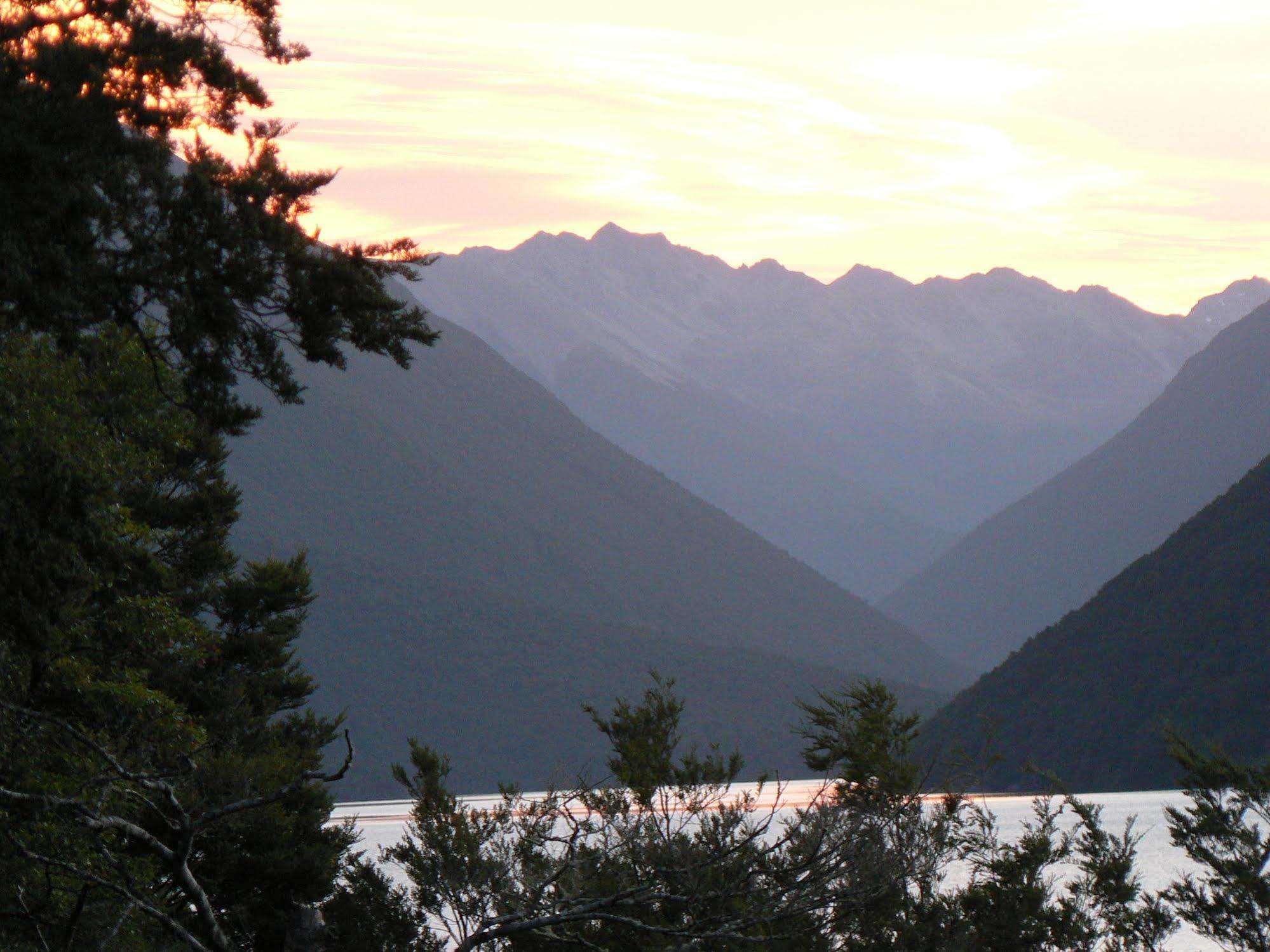 Avarest Bed & Breakfast Saint Arnaud Esterno foto